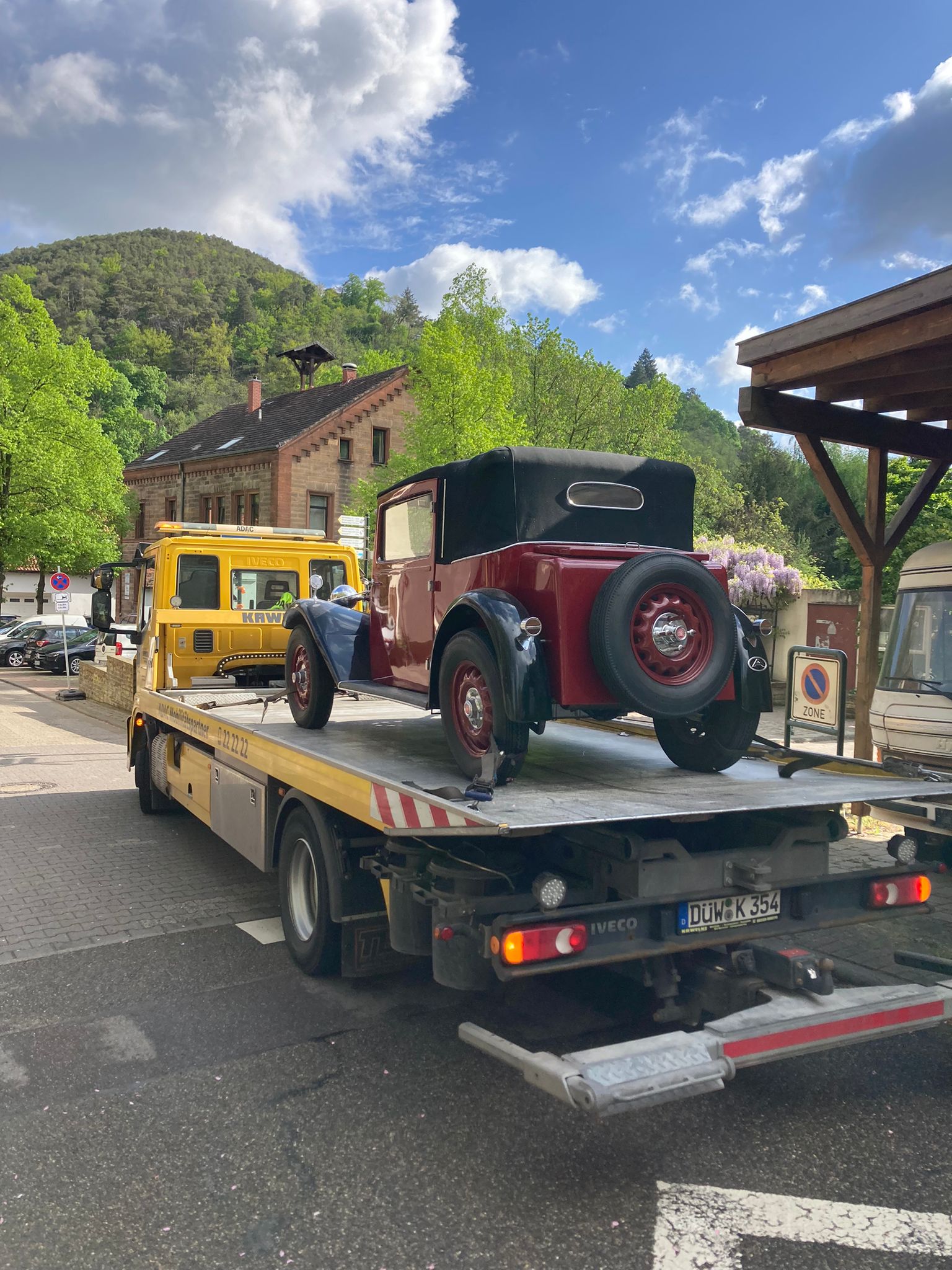 Abschleppfahrzeug 7